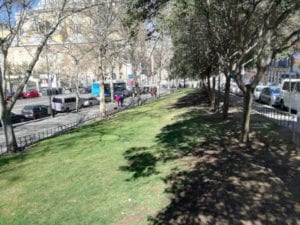 Nombres de mujeres relevantes para 5 zonas verdes de Centro | Jardín de Simone Veil | Gran Vía de San Francisco c/v calle del Águila | Madrid